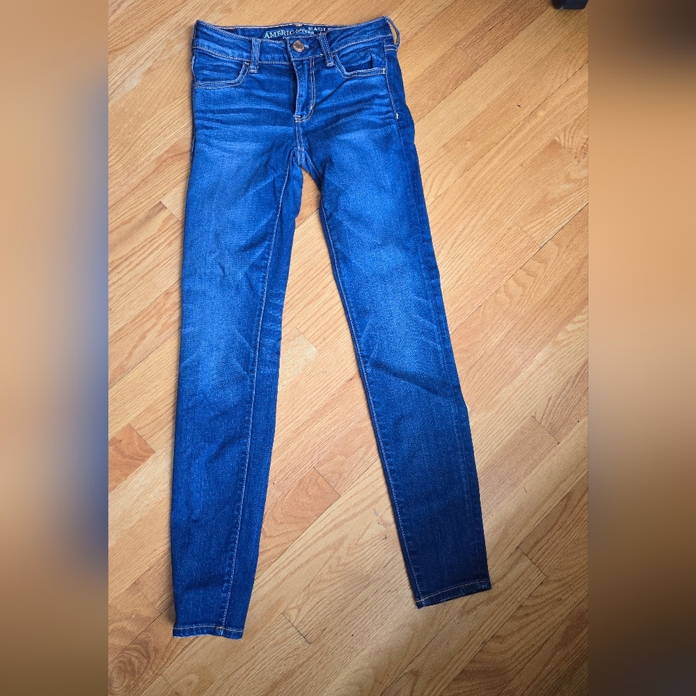 Excellent Used Condition American Eagle Super Stretch Jeans Size 0 Regular